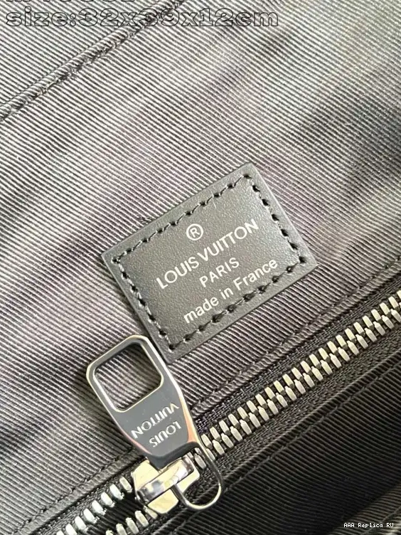 Aaa replica ru CHRISTOPHER PM LOUIS VUITTON 0702
